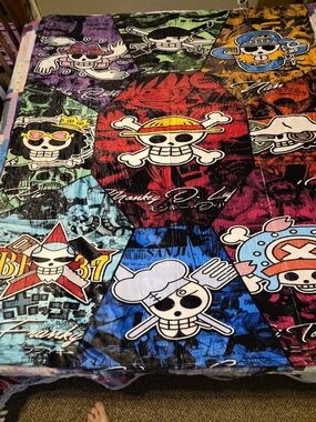 Onepiece Skull Throw Blanket - NEW